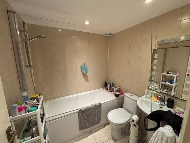 Room Randolph Street in Greater London