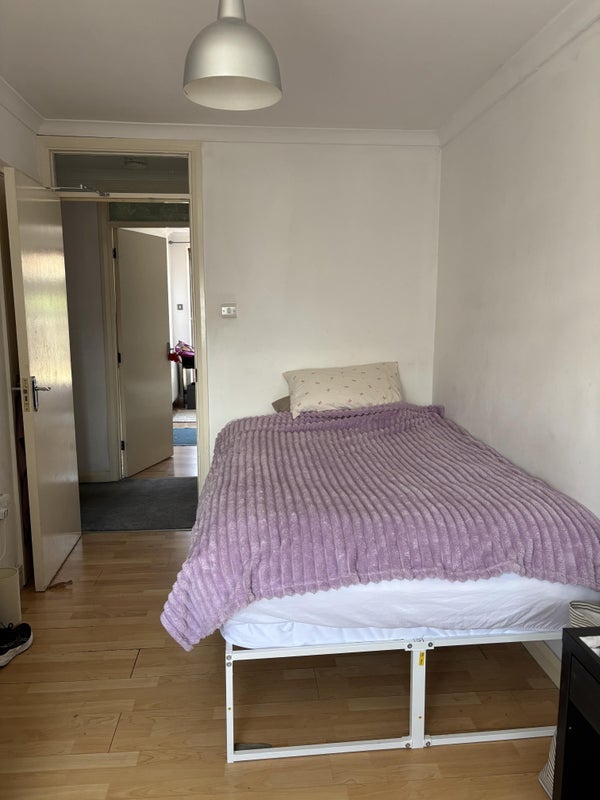 Room Randolph Street in Greater London