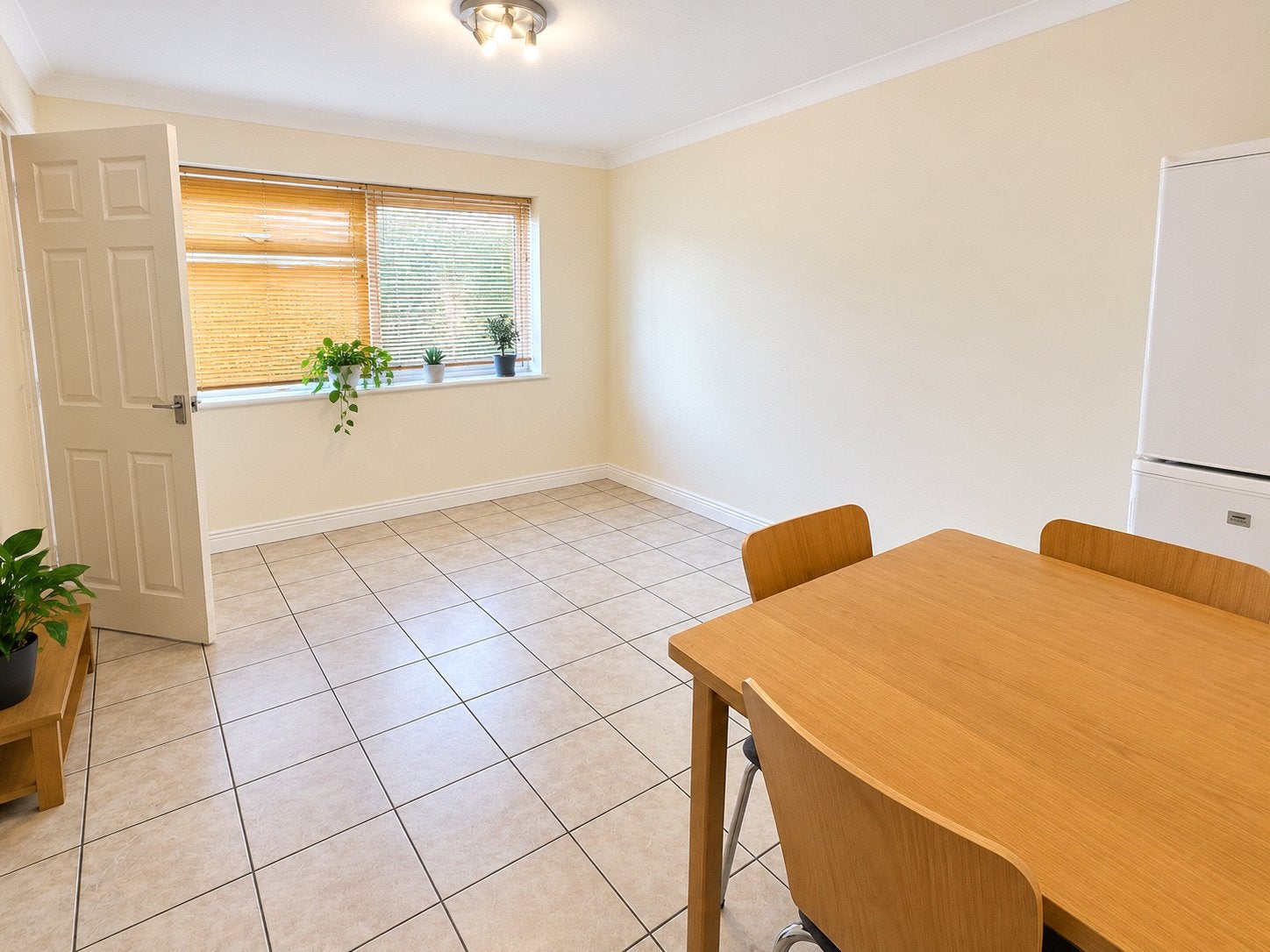Flat Highclere Court in Woking