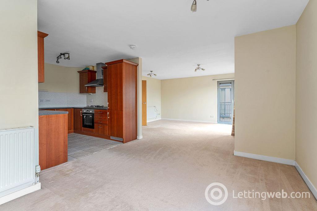 Flat Pinegrove Gardens in City of Edinburgh