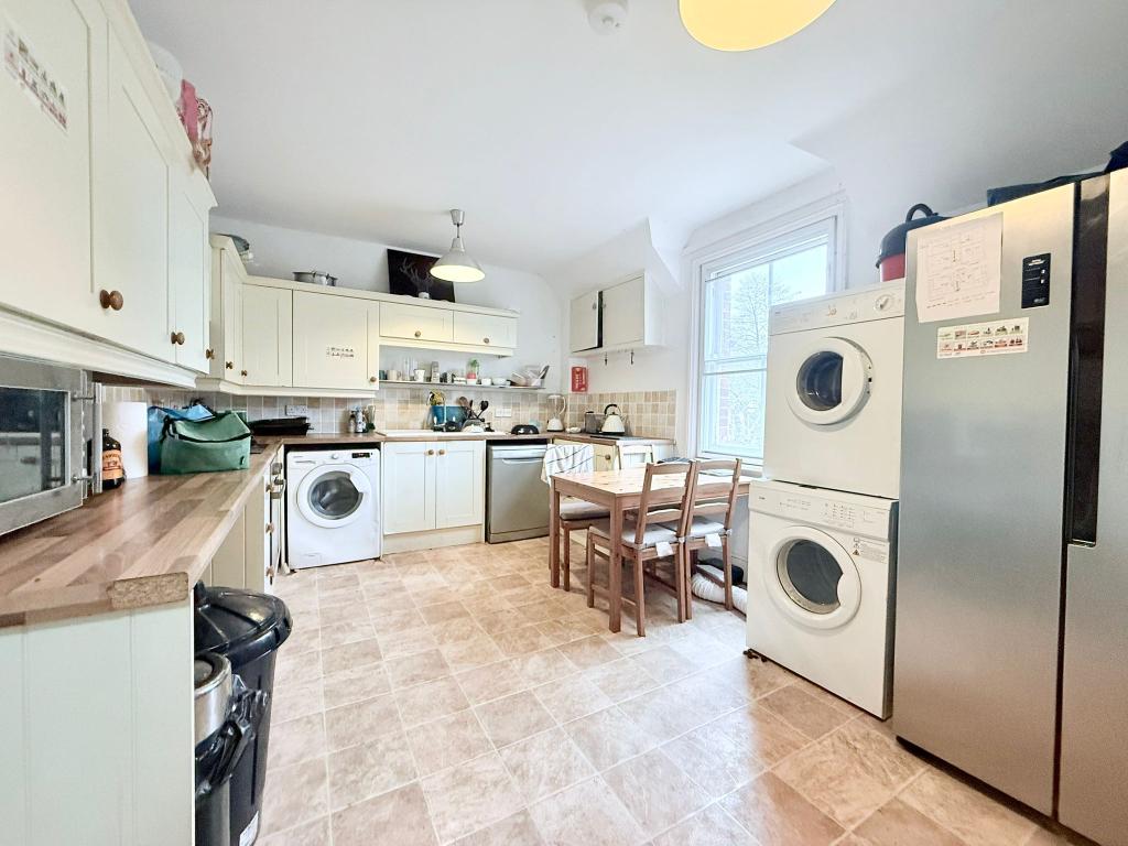 Room East Tytherley Road in Test Valley