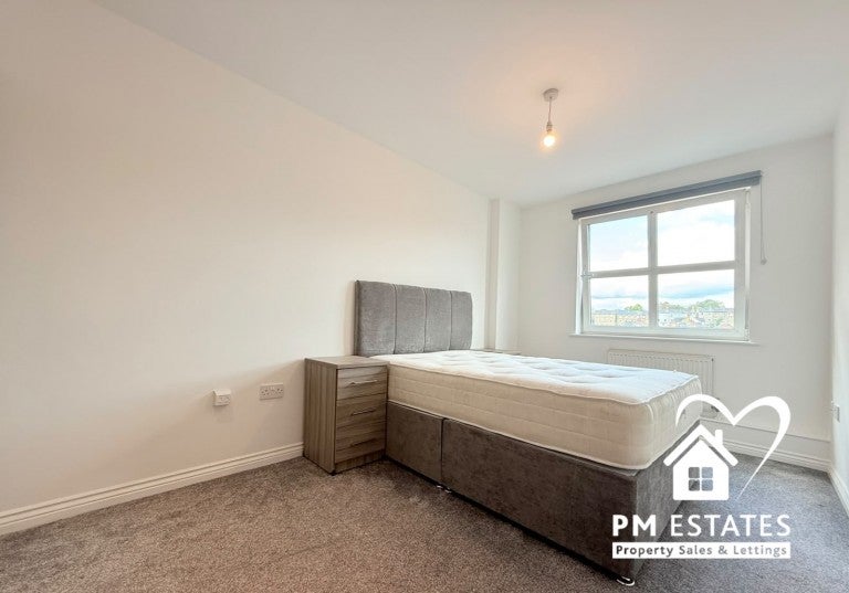 Flat Riverside in East Hertfordshire