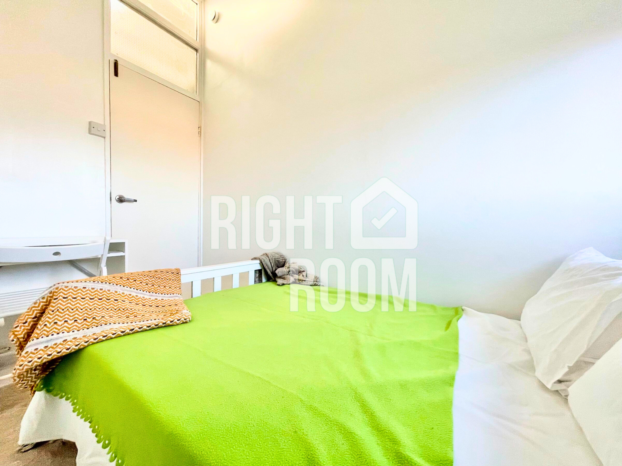 Room Berkeley Walk in London