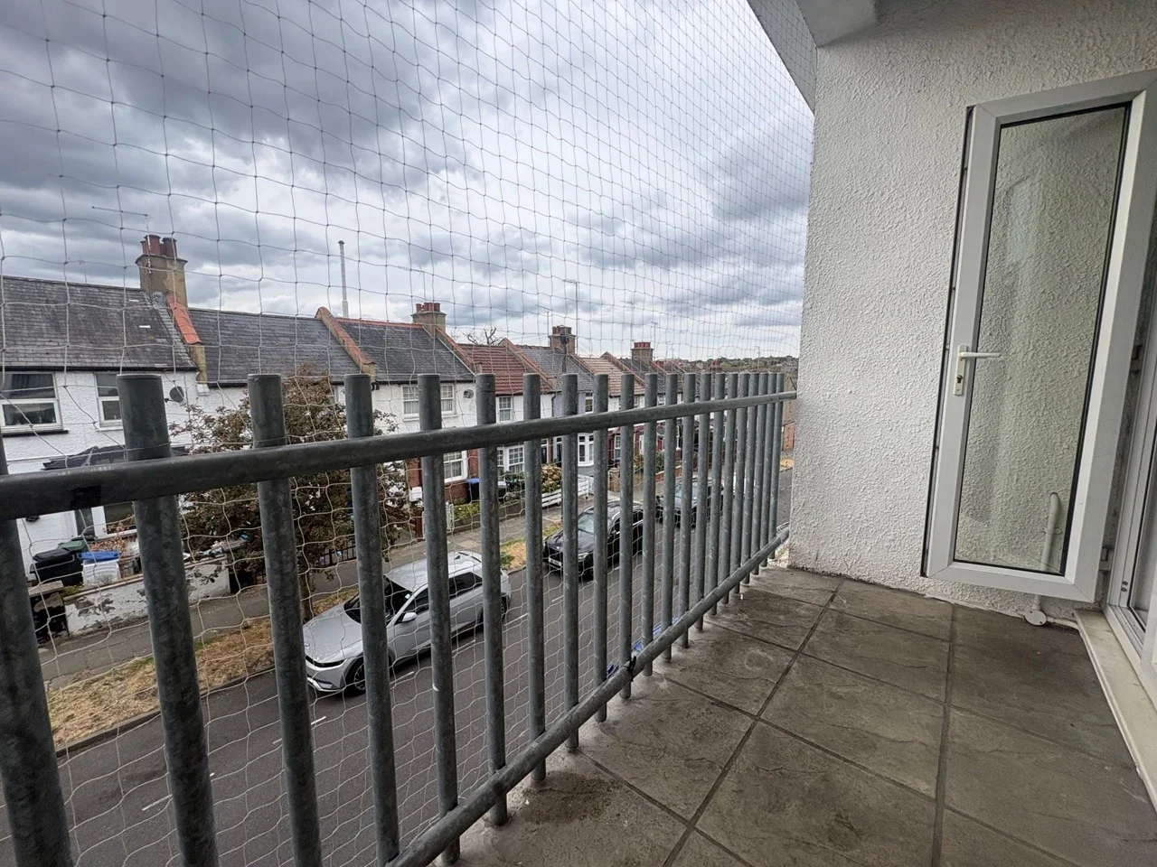 Flat Park Road in Greater London