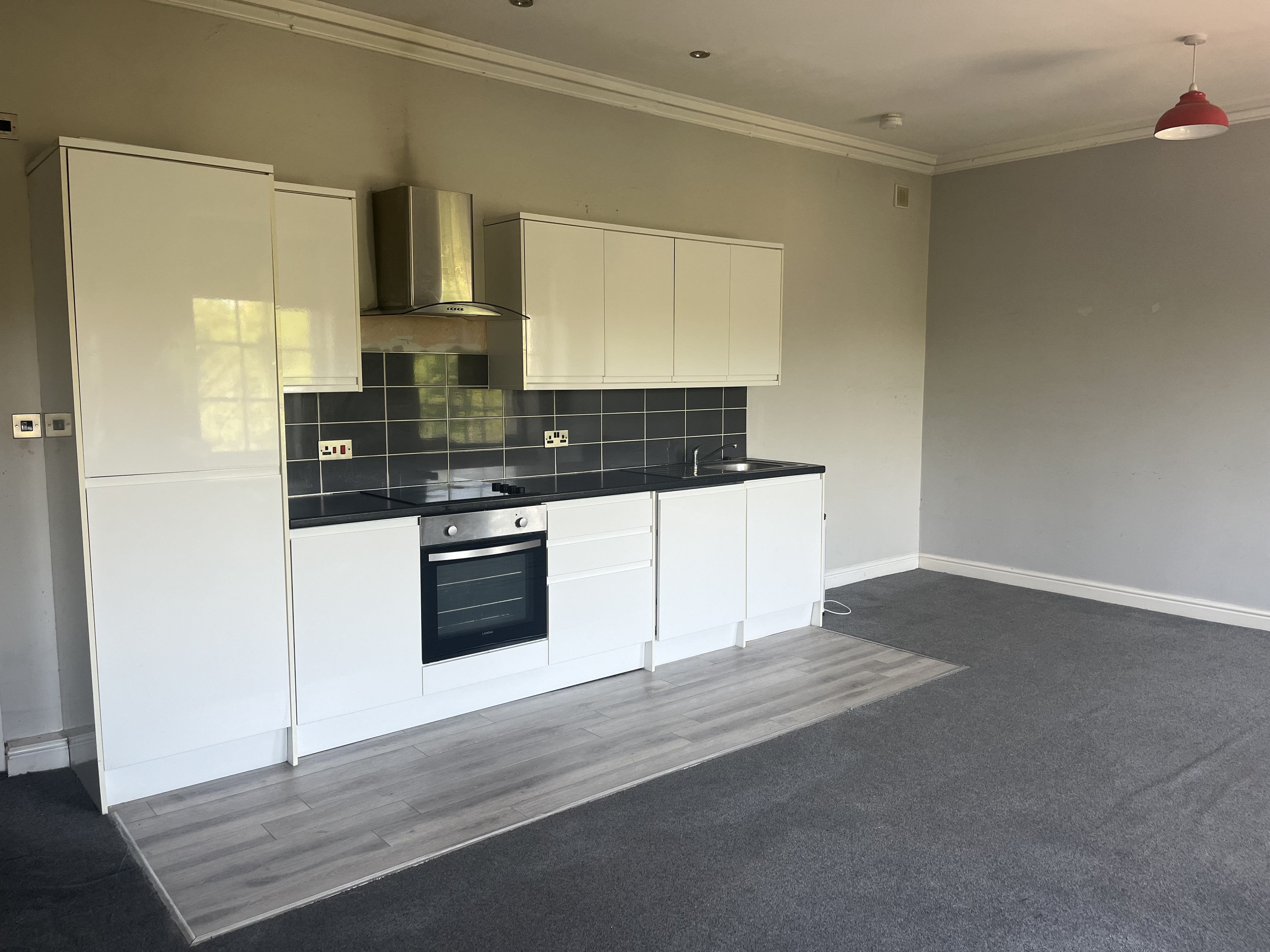 Flat Hamilton Square in Birkenhead