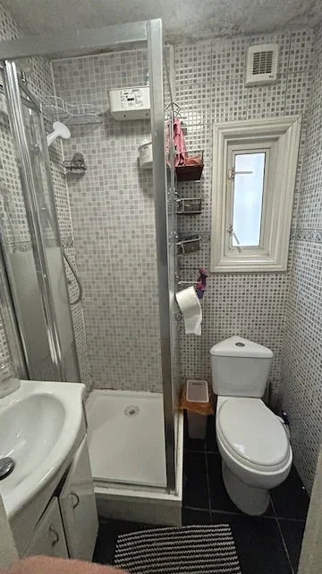 Room Windsor Road in Greater London