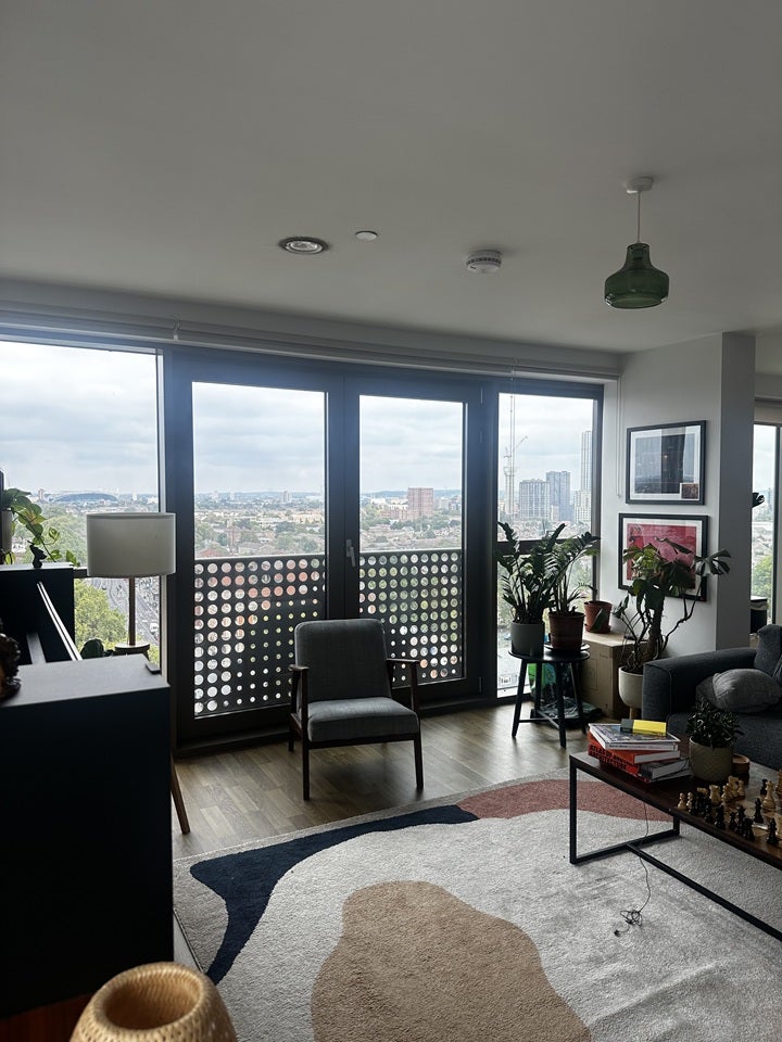 Room Seven Sisters Road in Greater London