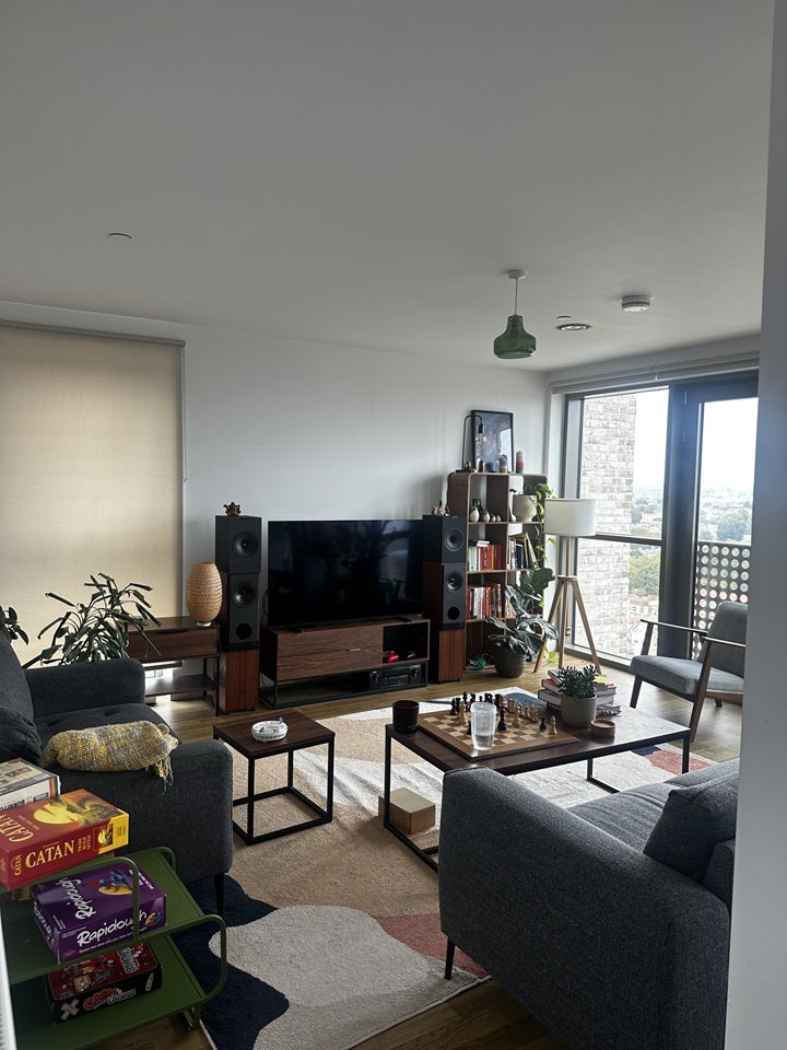 Room Seven Sisters Road in Greater London