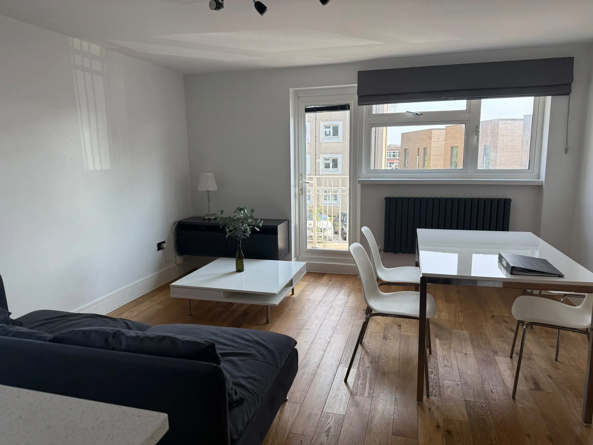 Flat Eaton Road in Greater London