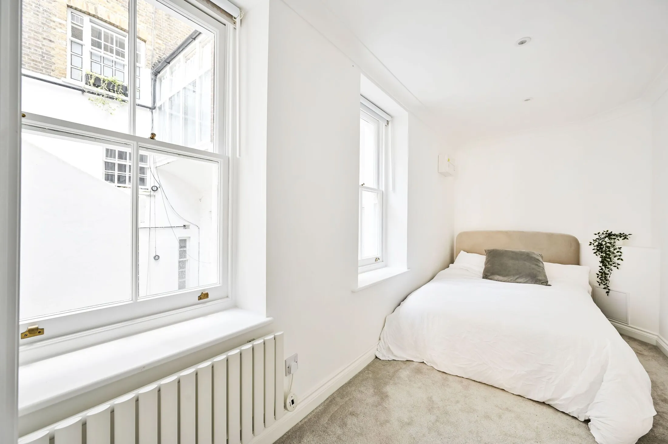 Flat Collingham Gardens in Greater London