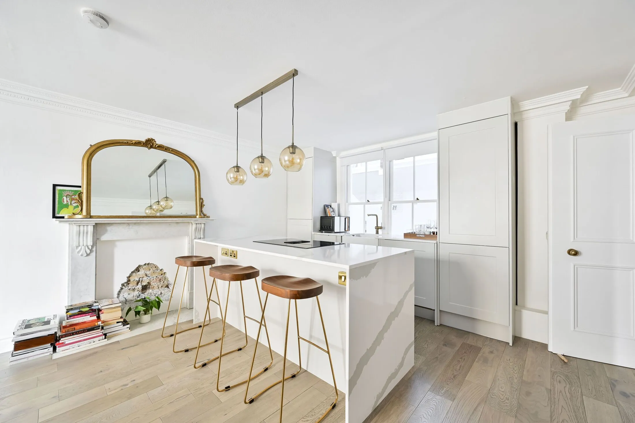 Flat Collingham Gardens in Greater London