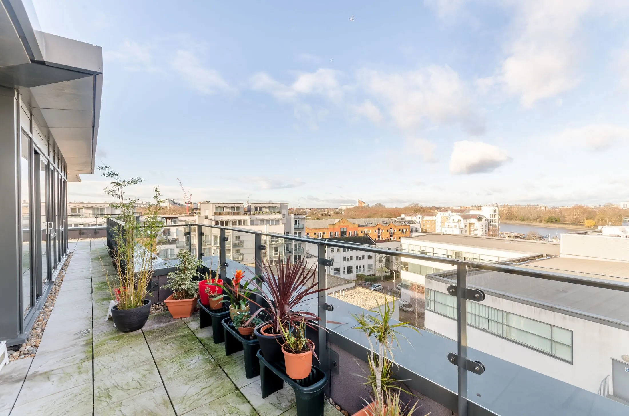 Flat Osiers Road in Greater London