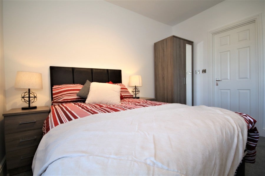 Room Albert Street in Rugby