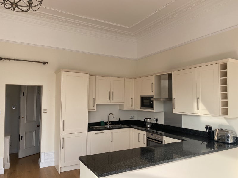 Flat Clapham Common North Side in Greater London