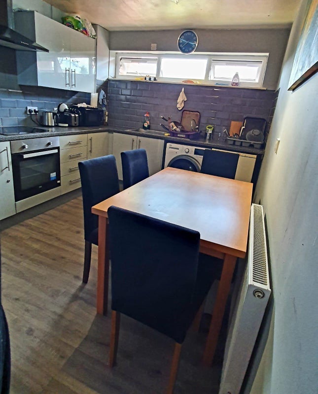 Room Brindle Close in Salford