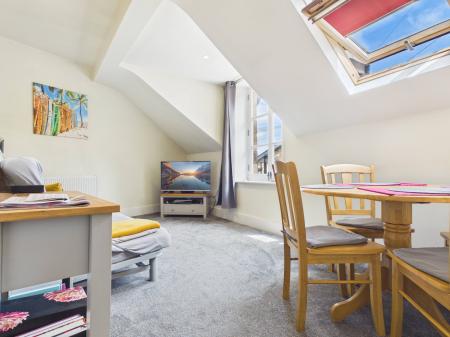 Flat Belmont Close in Harrogate