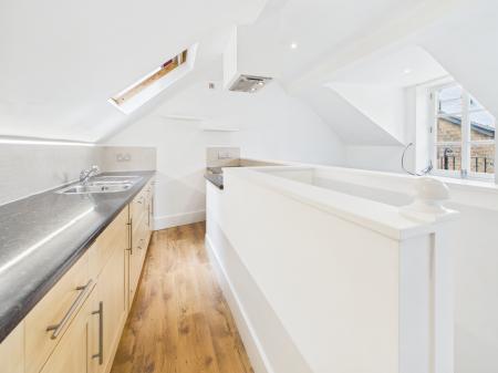 Flat Belmont Close in Harrogate