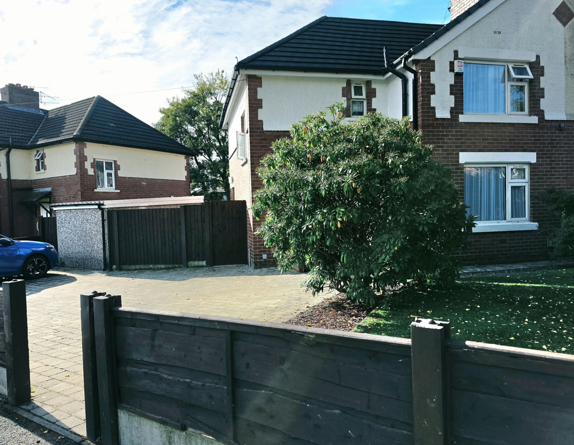 House Broadoak Road in Tameside