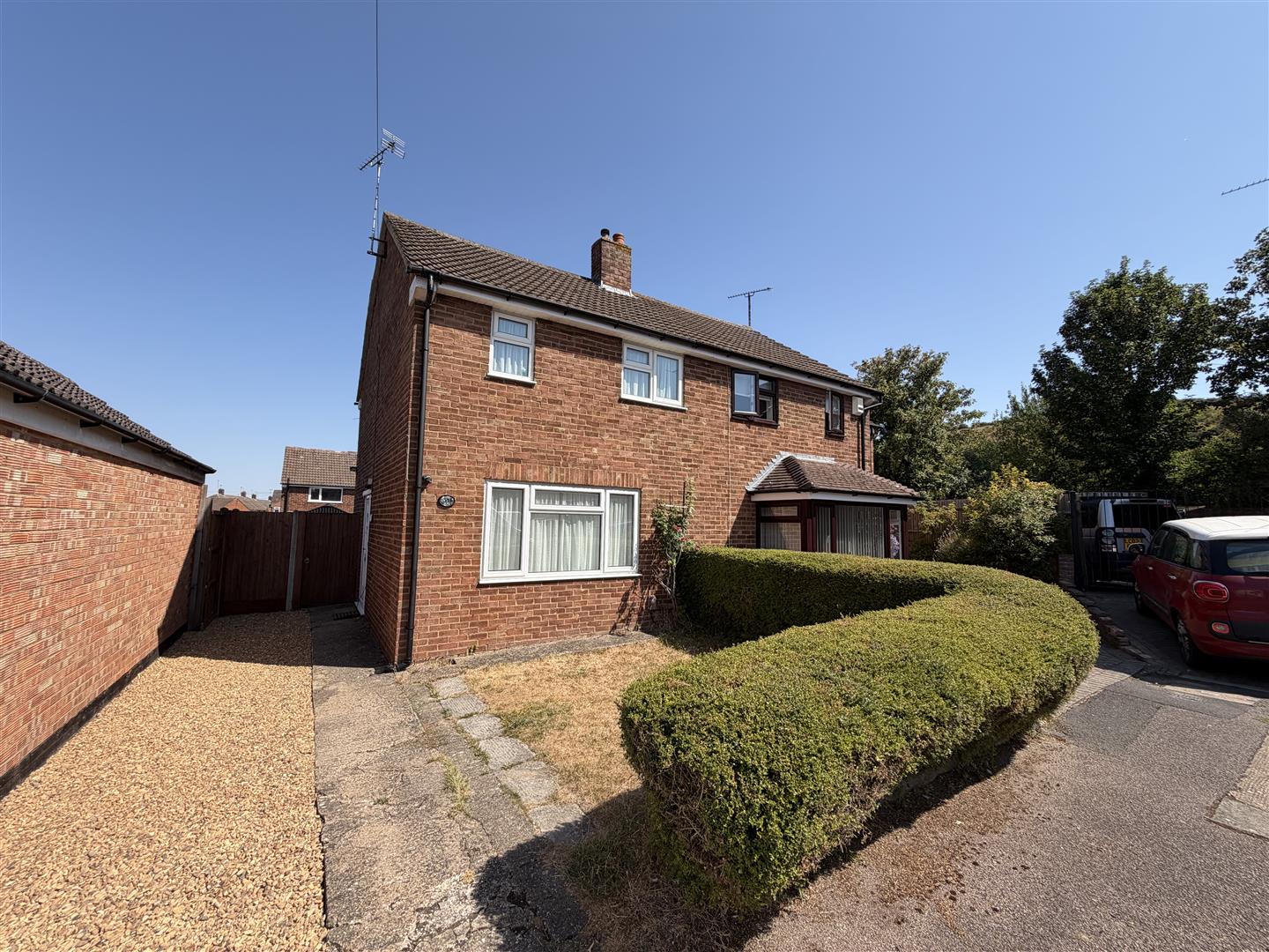 House Jeans Way in Dunstable