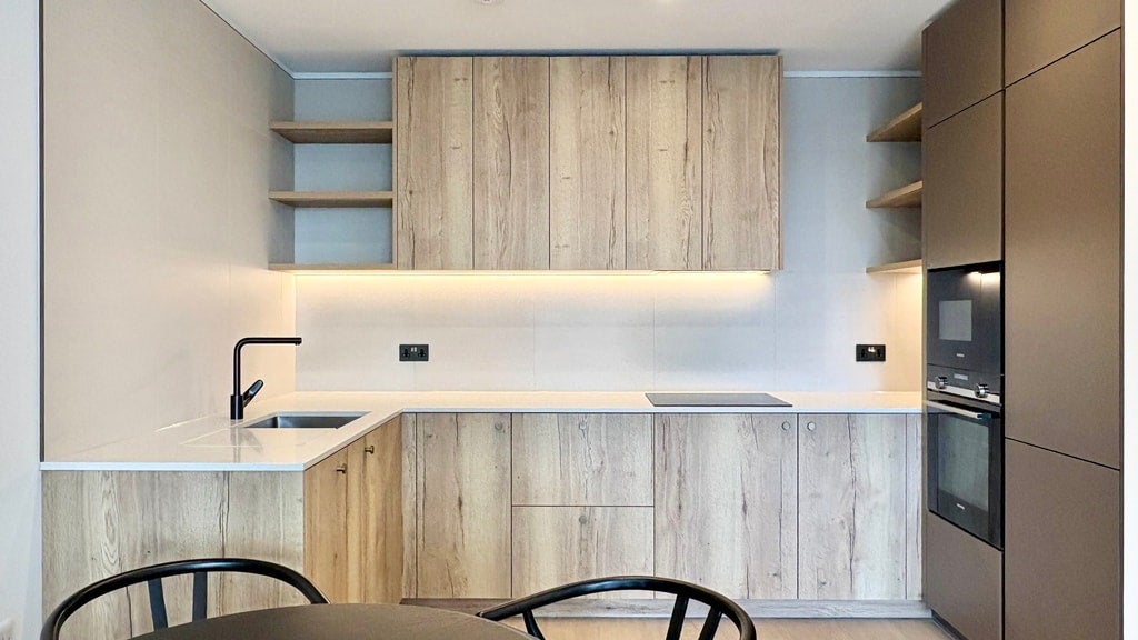 Flat Bodley Way in Greater London