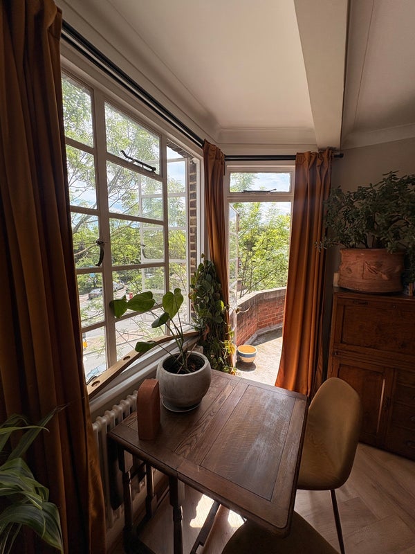 Flat Lawn Terrace in Greater London