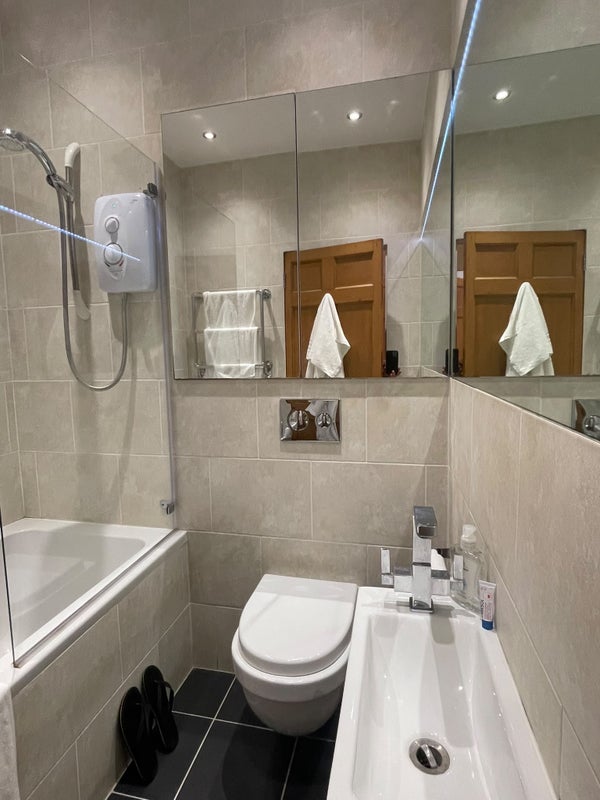 Room St Leonard's Street in City of Edinburgh