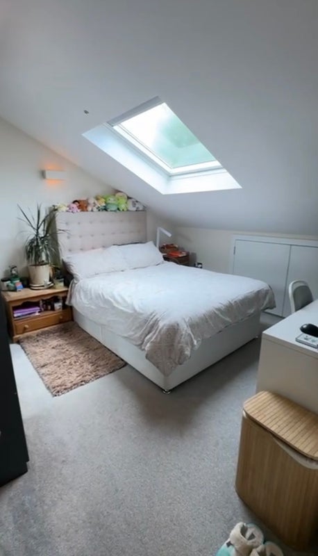 Room Kingston Road in Greater London