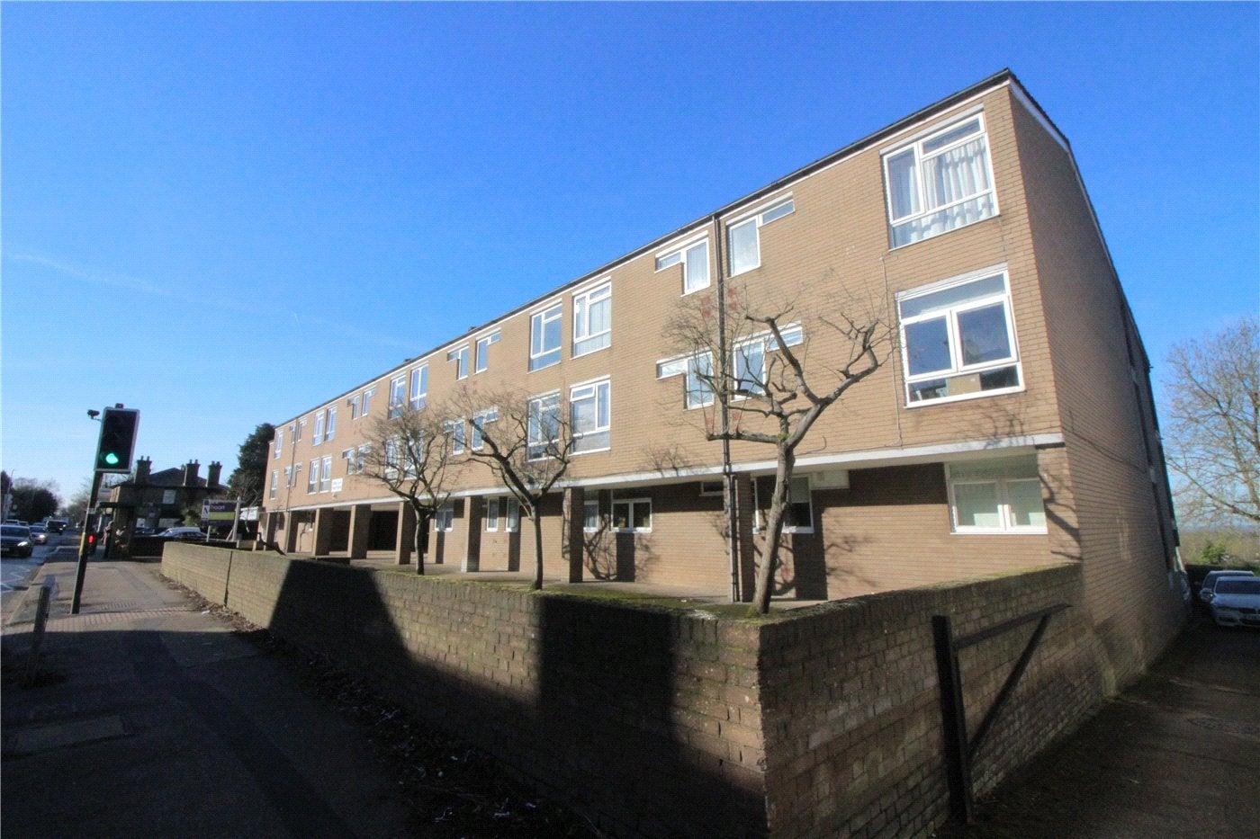 Flat High Street in Hertsmere