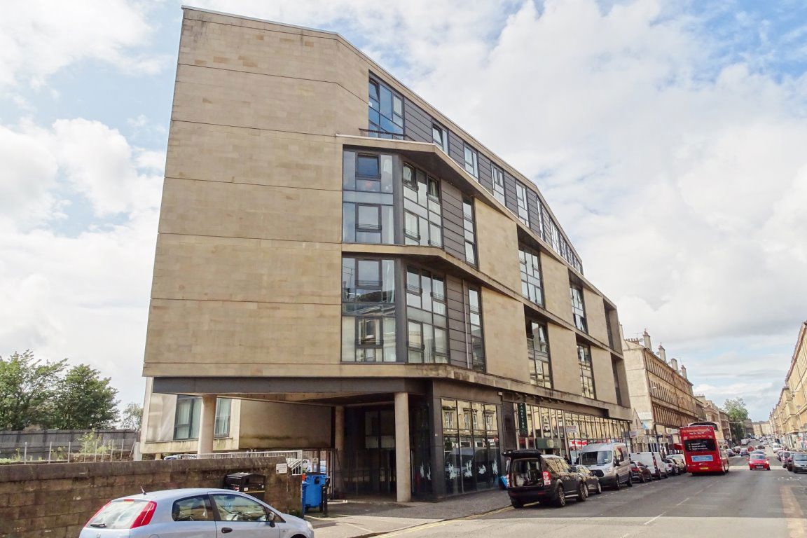 Flat Argyle Street in Glasgow