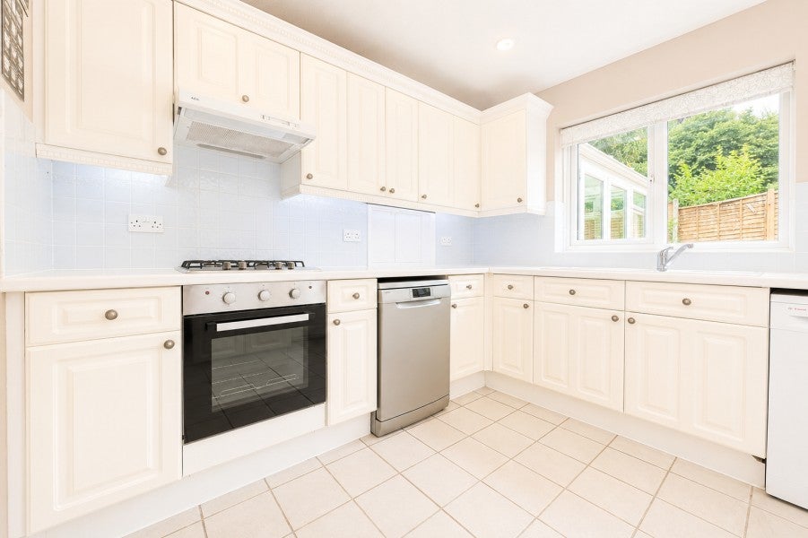 House Windle Close in Surrey Heath