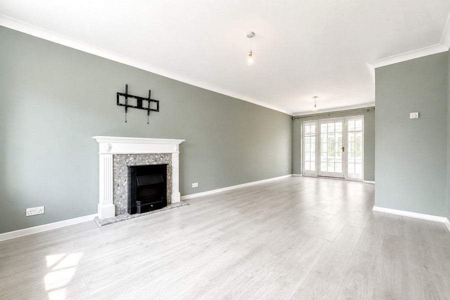 House Windle Close in Surrey Heath
