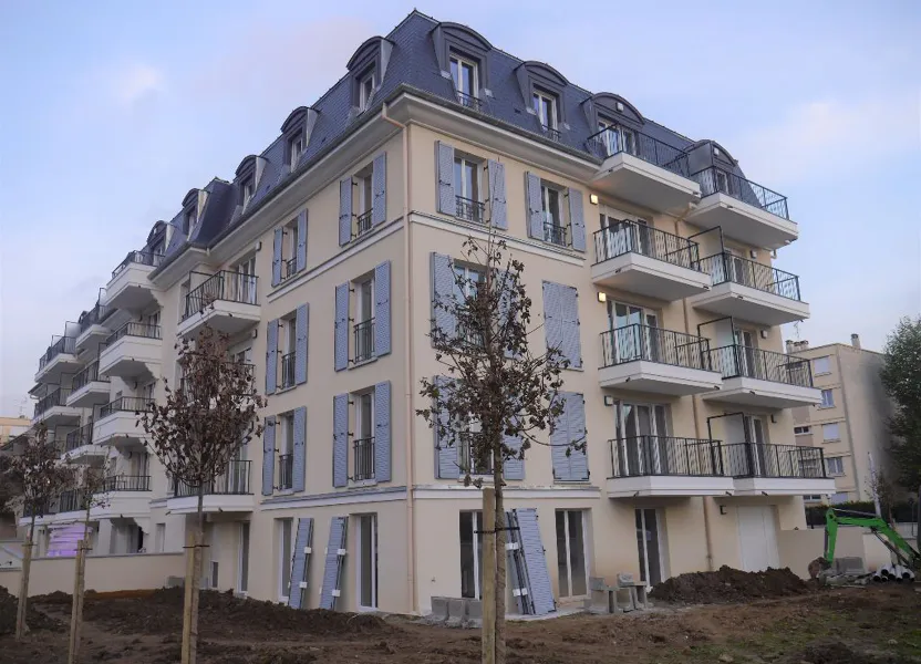 Flat Avenue du Chemin Vert in Le Plessis-Trévise