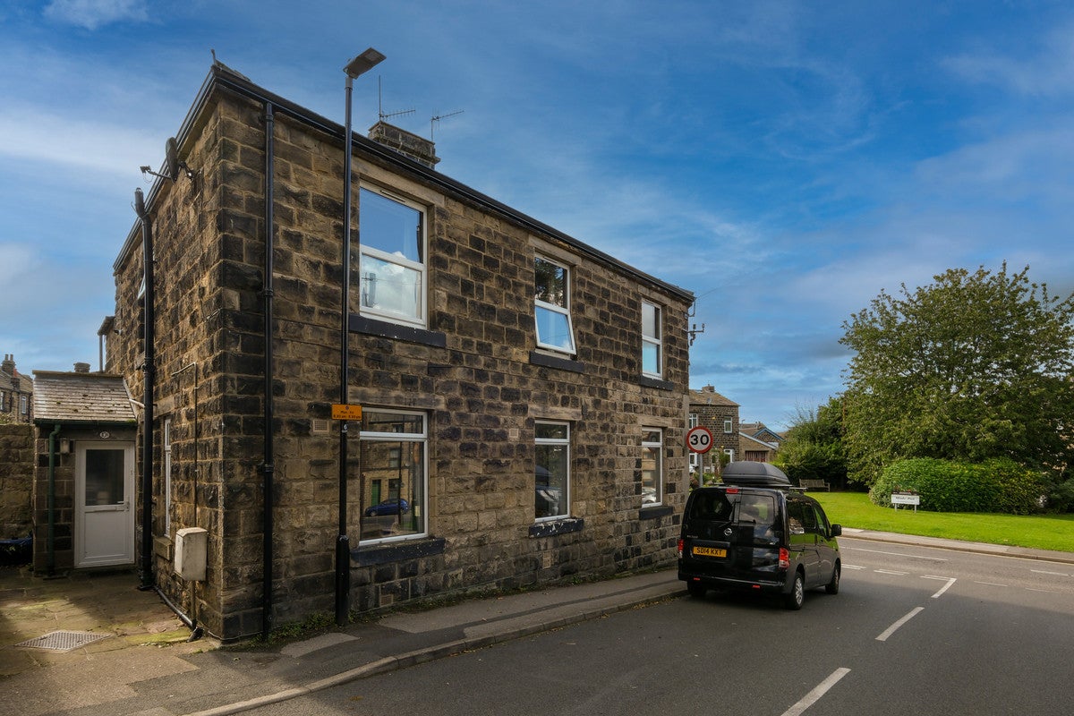 Flat Granville Mount in Leeds