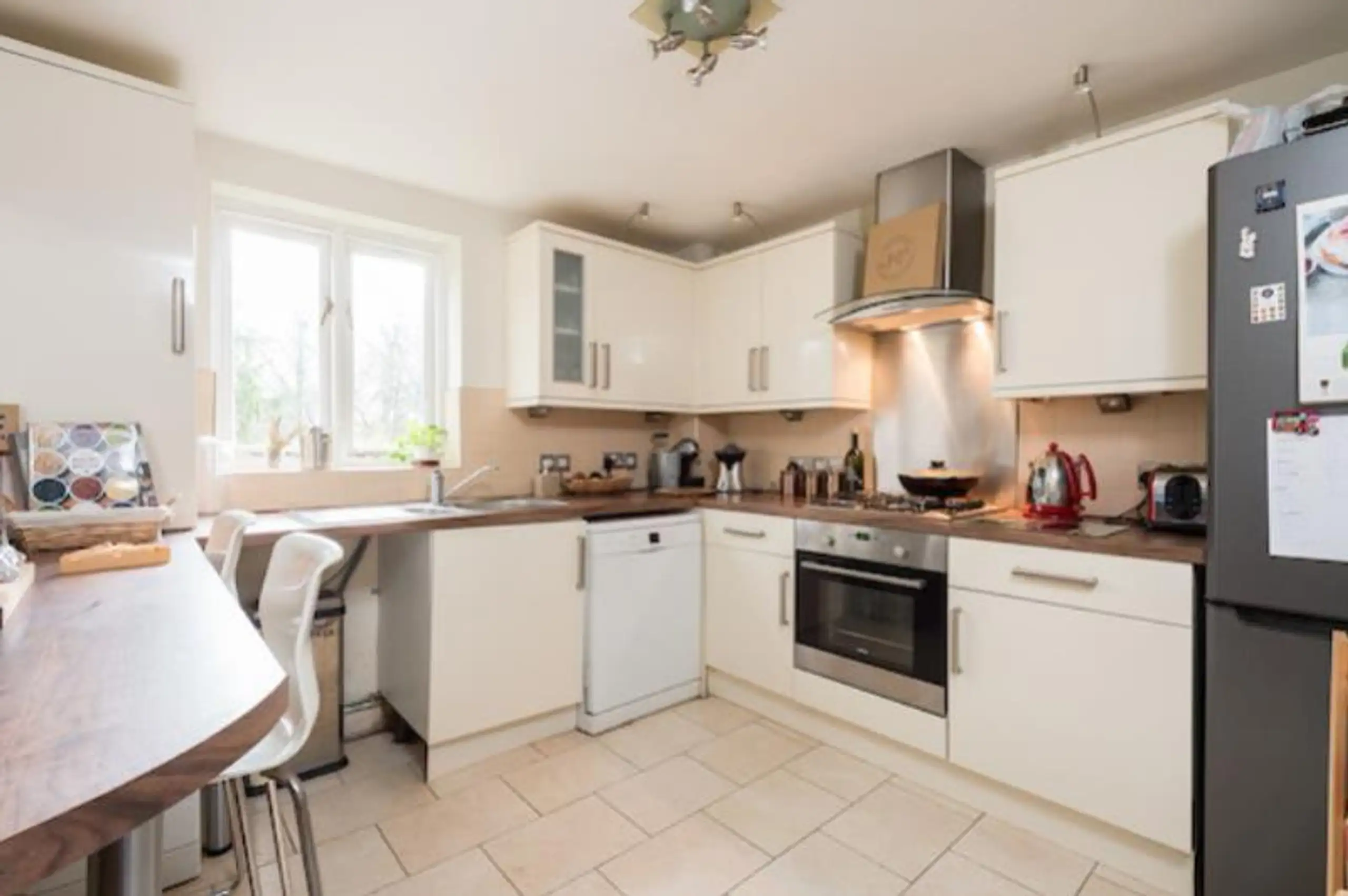 Flat Dorchester Close in Oxford