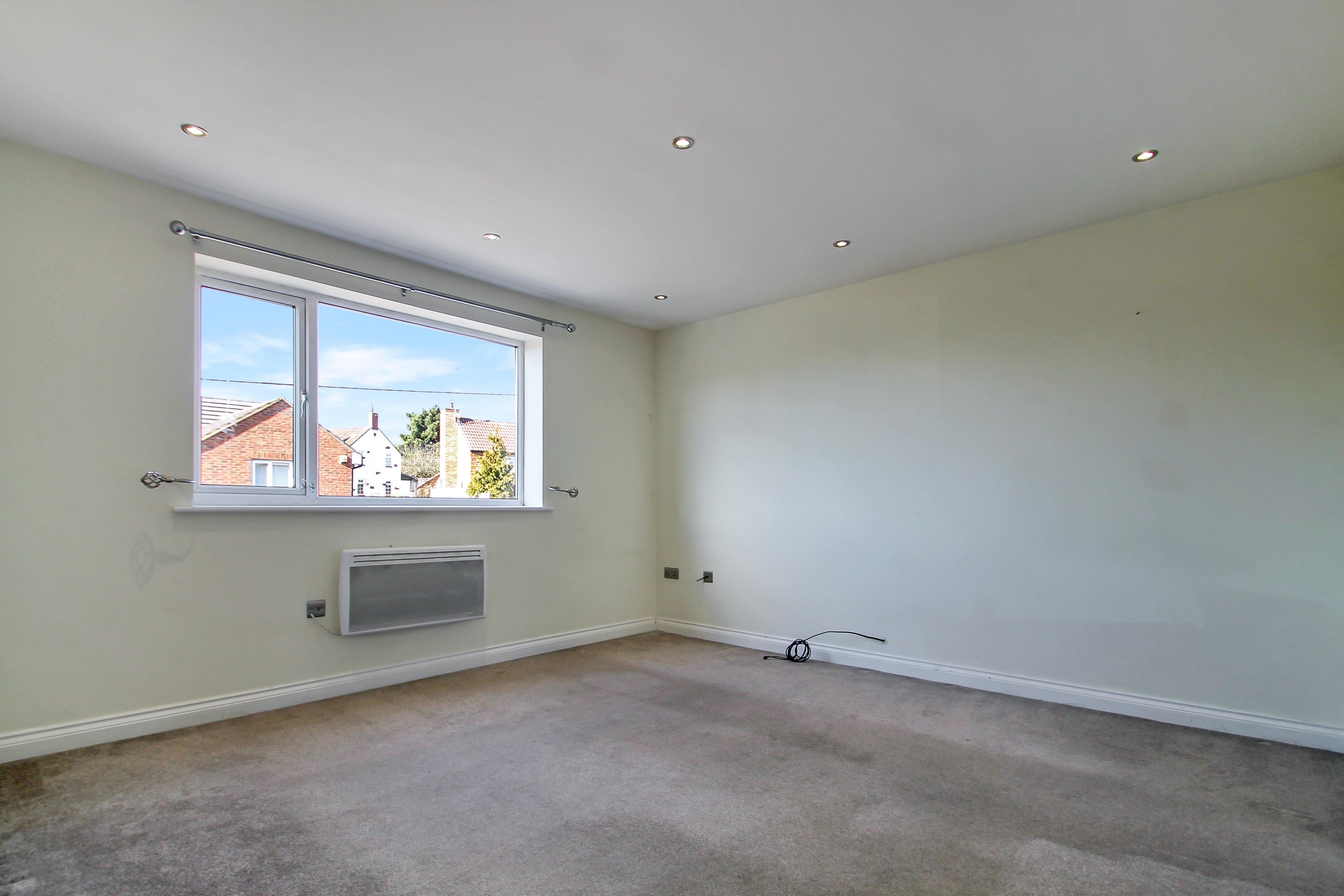 Flat Denford Road in Kettering