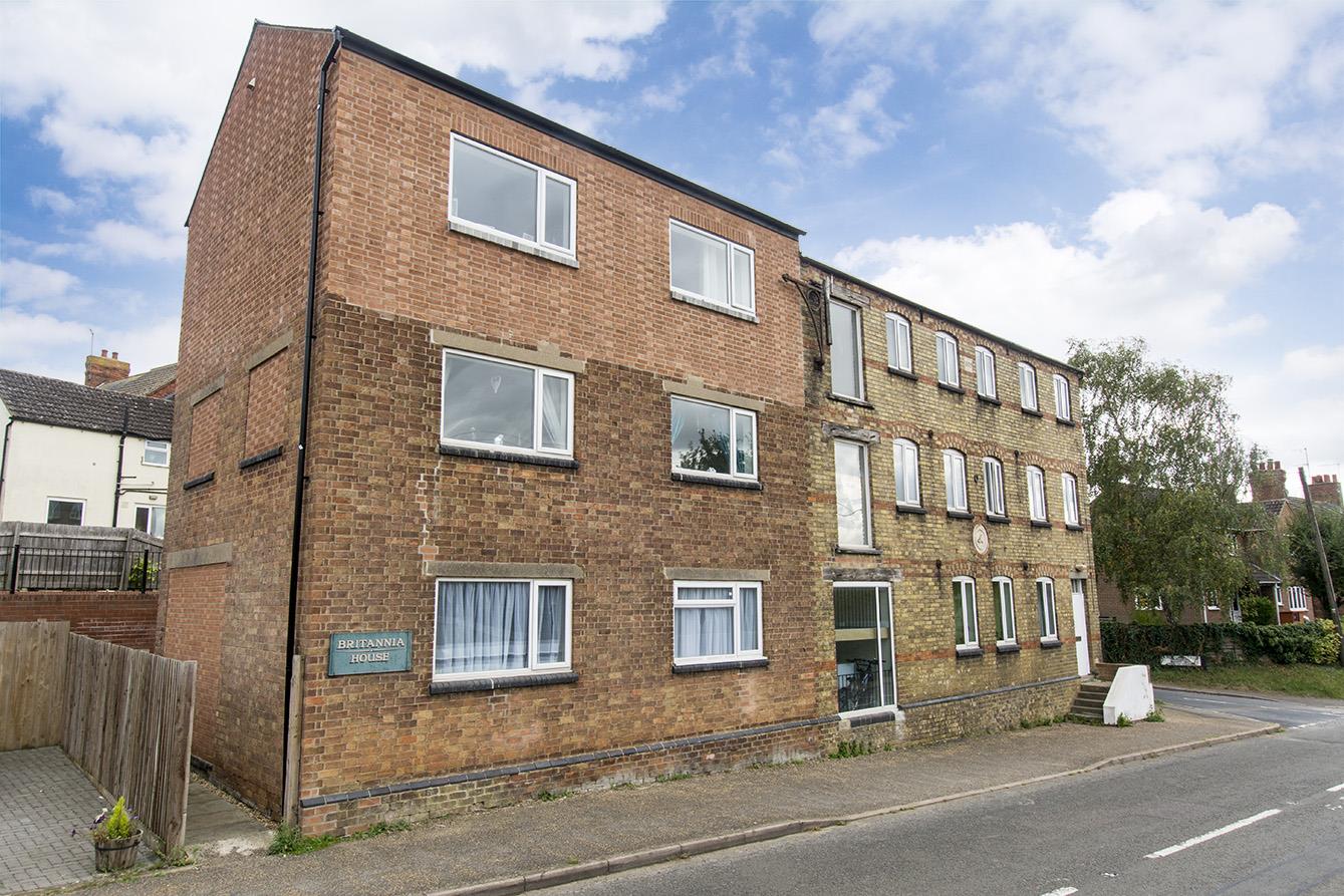 Flat Denford Road in Kettering