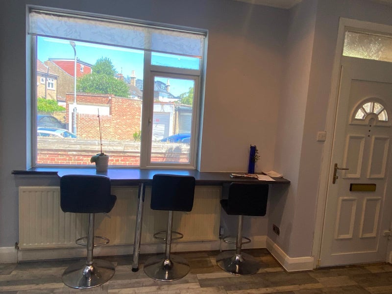Room Spratt Hall Road in Greater London