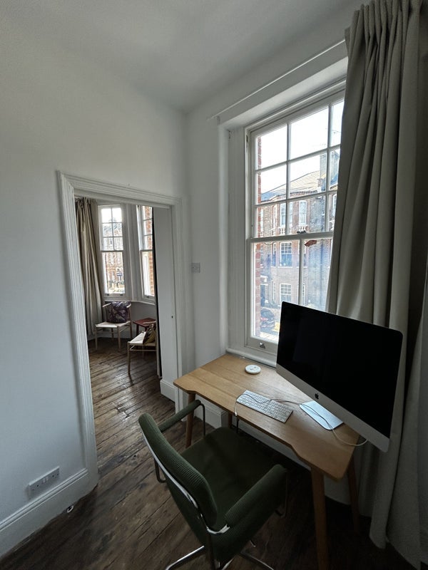 Room Morat Street in Greater London