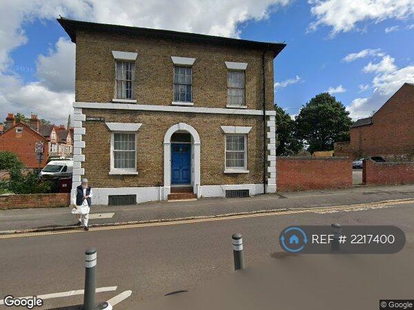 Flat South Street in Reading