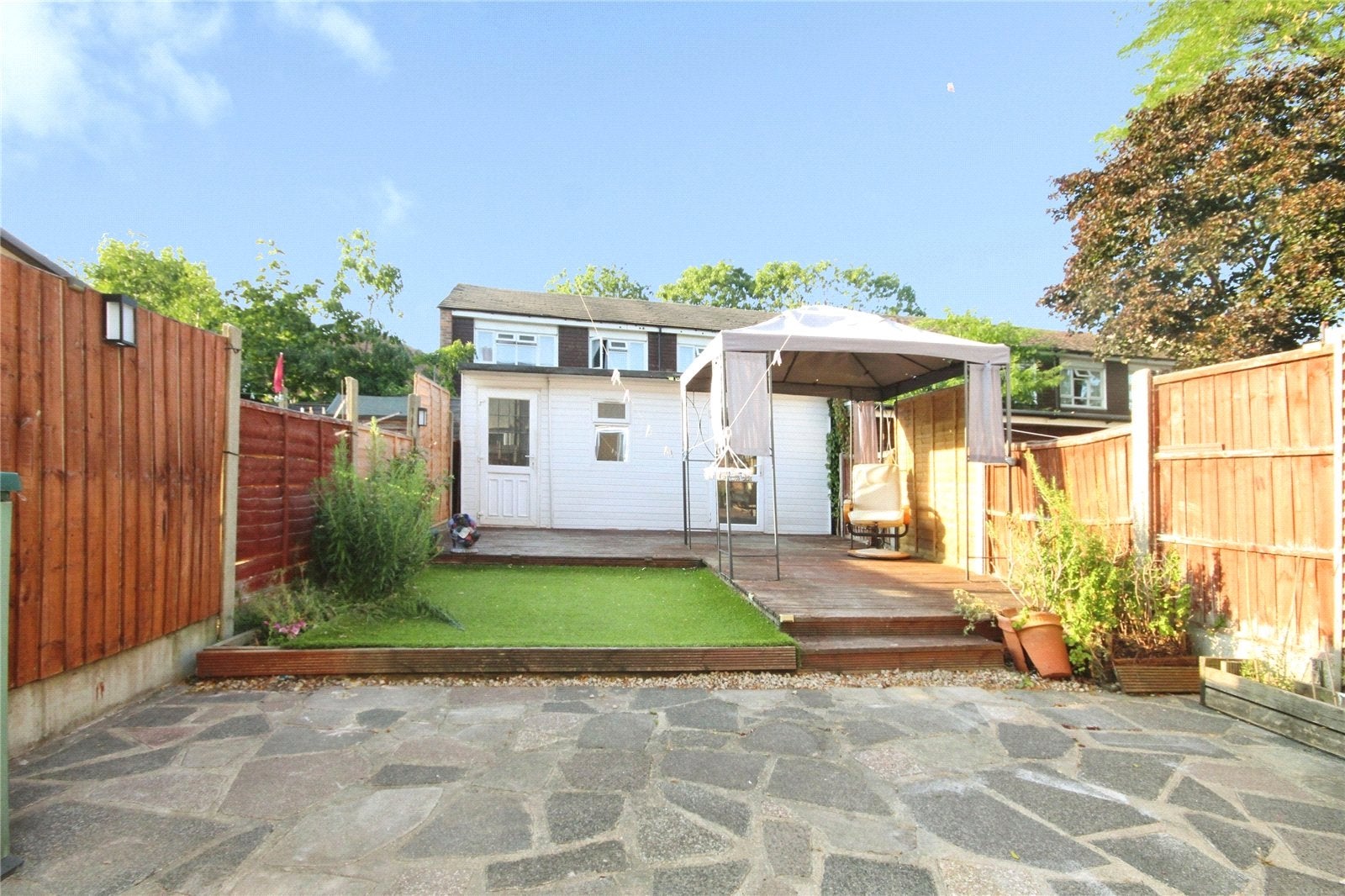 House Green Lane in Greater London