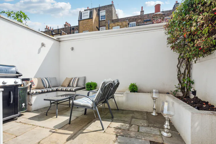 House Campden Street in Greater London