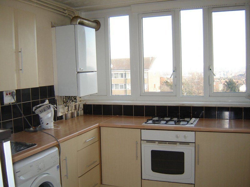 Room Allwood Close in Greater London