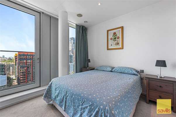 Flat Alexia Square in Greater London