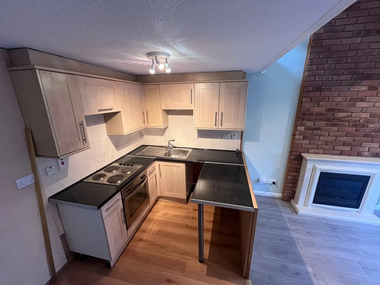House Foxtail Close in Stratford-on-Avon