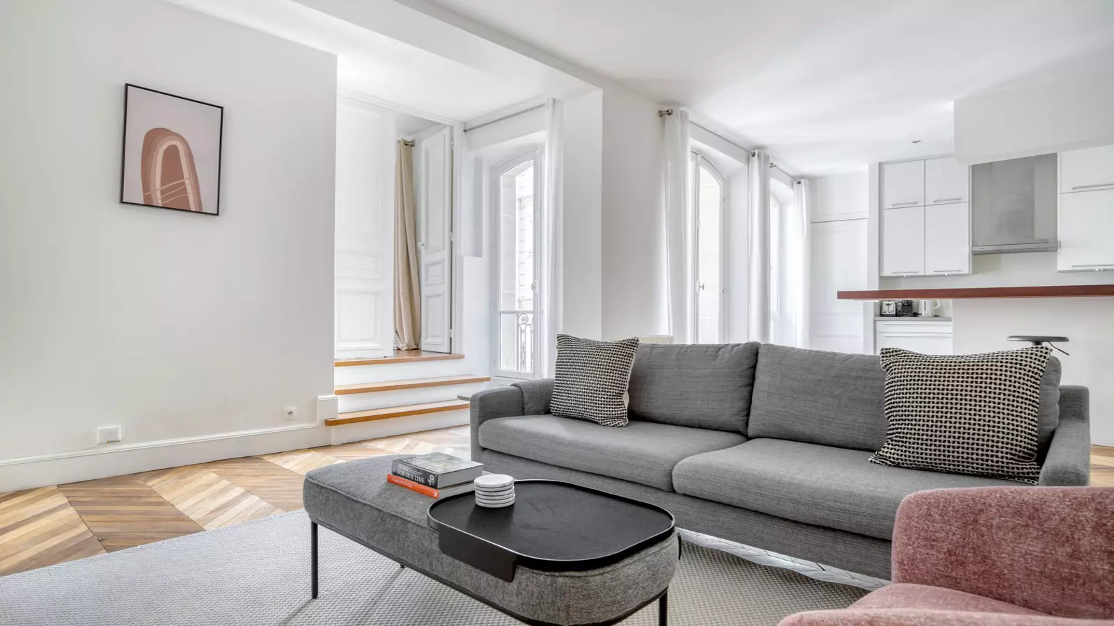 Flat Rue de Châteaudun in Paris