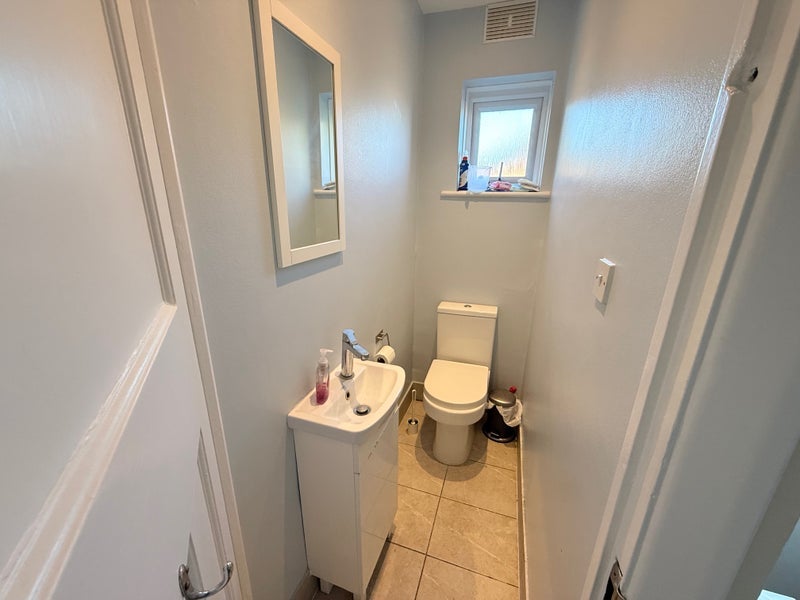 Room Lullington Garth in Greater London