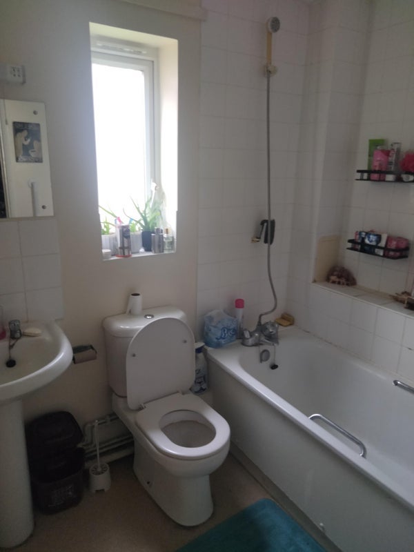 Room Beaumont Road in Greater London