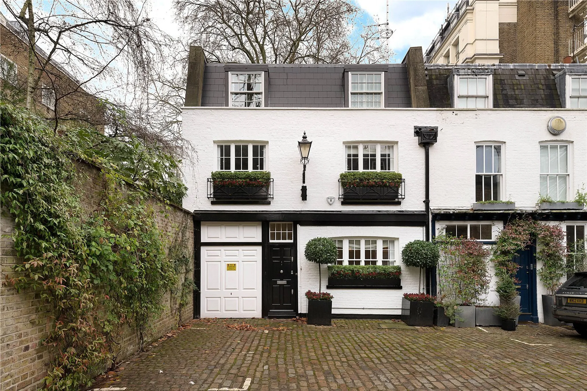 House Albion Close in City of Westminster