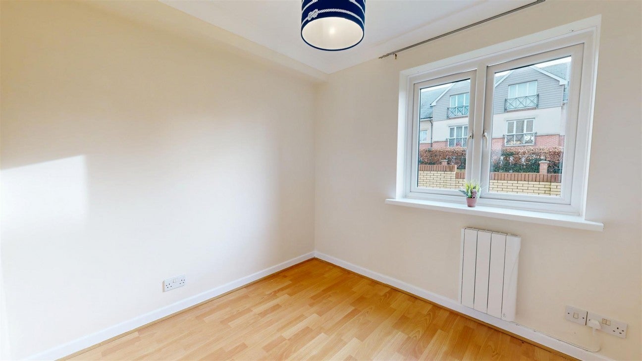 Flat Louviers Road in Weymouth