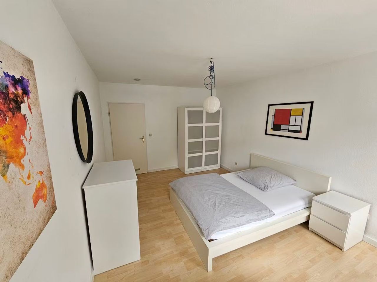 Zimmer Oeder Weg in Frankfurt am Main
